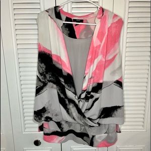 Pretty hi-lo sleeveless top size 2oW